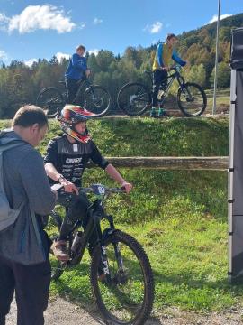 Blatna predzadnja dirka v enduru (5)